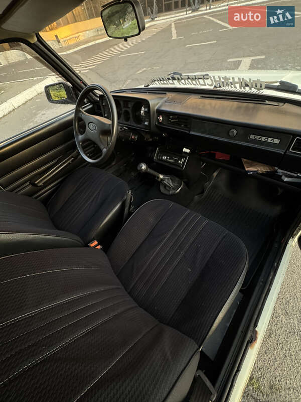 Седан ВАЗ / Lada 2105 1999 в Одессе