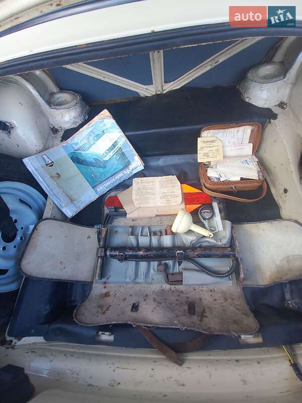 Седан ВАЗ / Lada 2105 1987 в Харькове