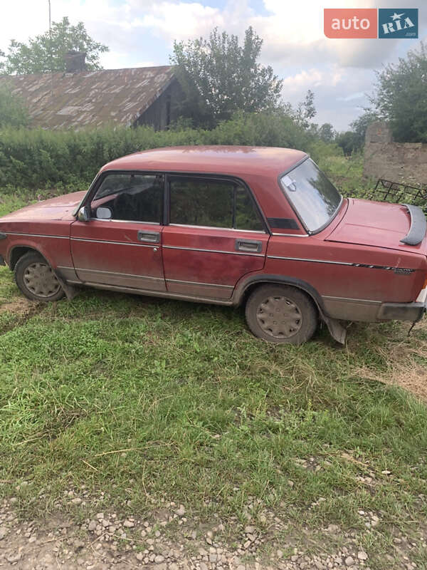 Седан ВАЗ / Lada 2105 1994 в Мостиске
