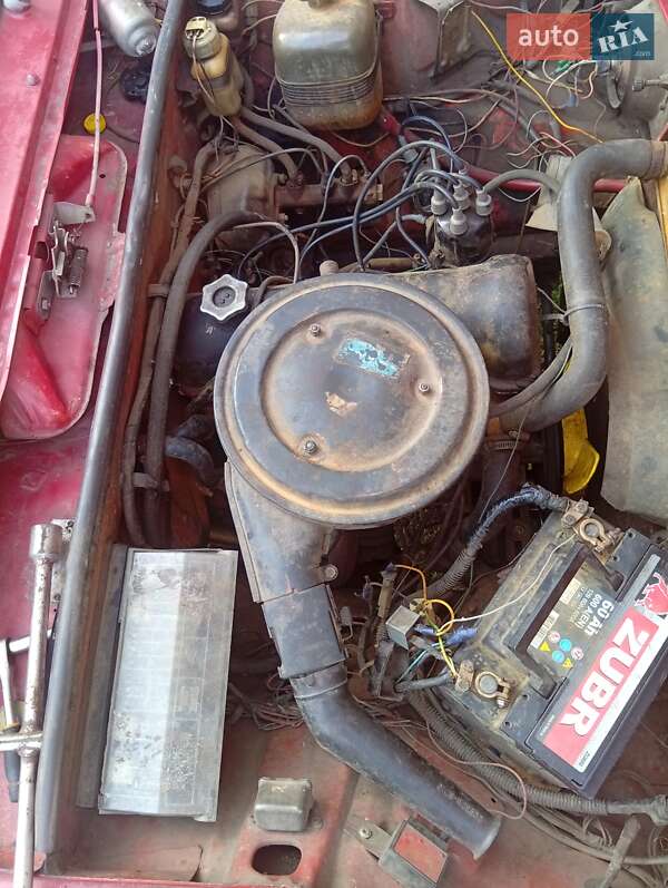 Седан ВАЗ / Lada 2105 1981 в Ратным