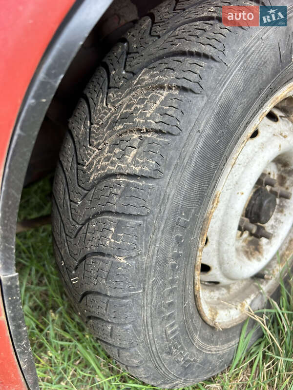 Седан ВАЗ / Lada 2105 1990 в Києві фото 4 Седан ВАЗ / Lada 2105 1990 в Києві