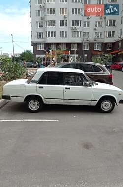 Седан ВАЗ 2105 1984 в 