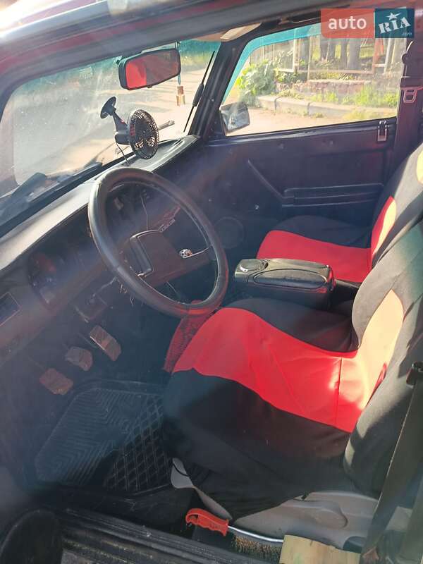 Седан ВАЗ / Lada 2105 1990 в Хмельницком