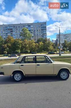 Седан ВАЗ 2105 1987 в Харкові