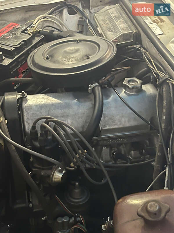 Седан ВАЗ / Lada 2105 1990 в Черкассах