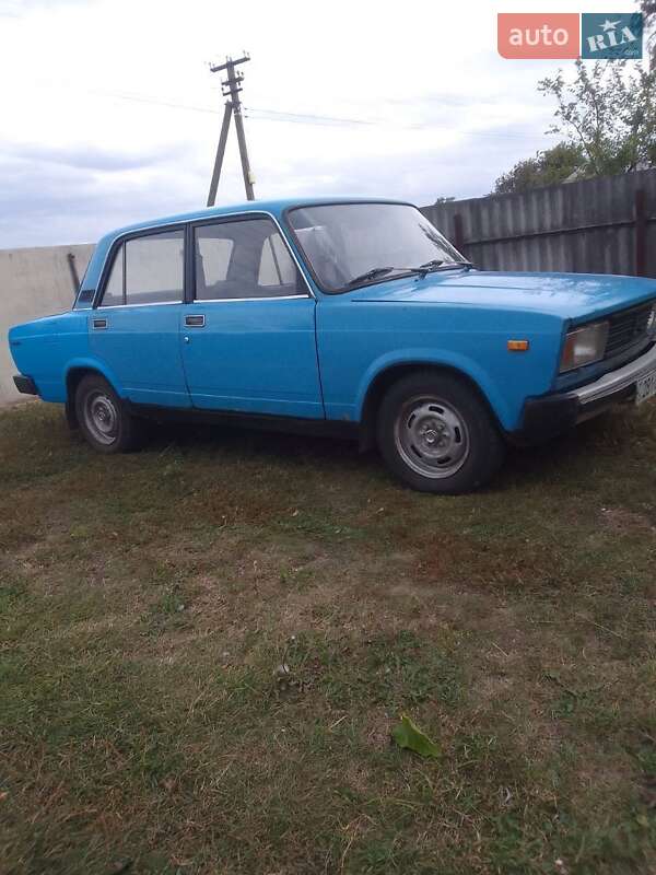 Седан ВАЗ / Lada 2105 1983 в Черкассах