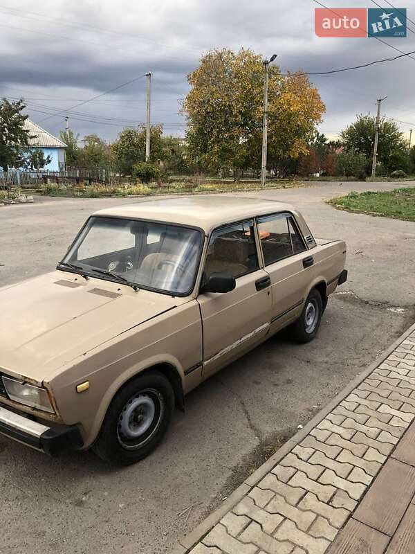 Седан ВАЗ 2105 1984 в 