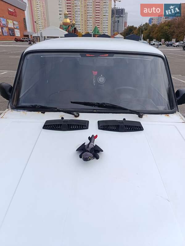 Седан ВАЗ / Lada 2105 1995 в Броварах