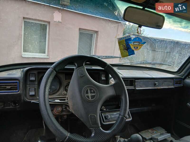 Седан ВАЗ / Lada 2105 1990 в Запоріжжі
