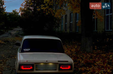 Седан ВАЗ / Lada 2105 1990 в Черкассах