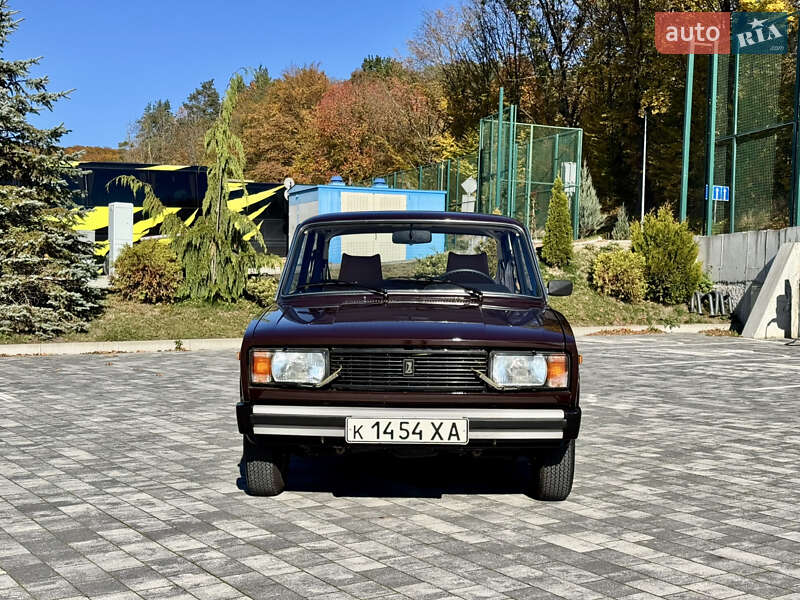 Седан ВАЗ / Lada 2105 1986 в Львове фото 6 Седан ВАЗ / Lada 2105 1986 в Львове