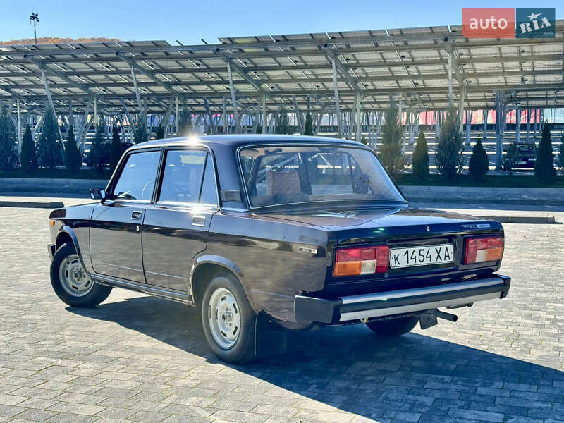 Седан ВАЗ / Lada 2105 1986 в Львове фото 25 Седан ВАЗ / Lada 2105 1986 в Львове