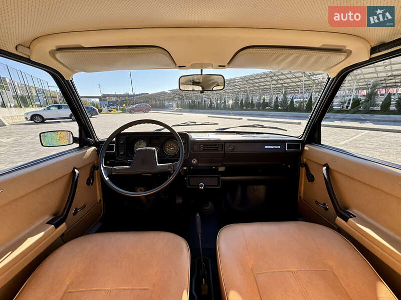 Седан ВАЗ / Lada 2105 1986 в Львове фото 48 Седан ВАЗ / Lada 2105 1986 в Львове