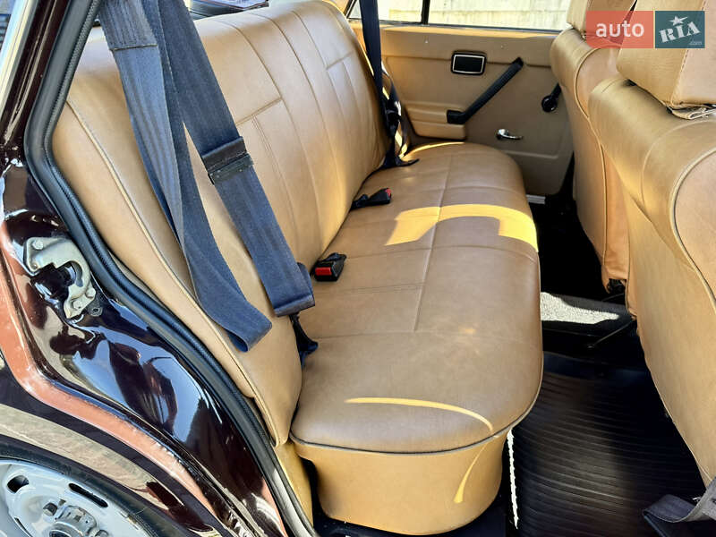 Седан ВАЗ / Lada 2105 1986 в Львове фото 63 Седан ВАЗ / Lada 2105 1986 в Львове