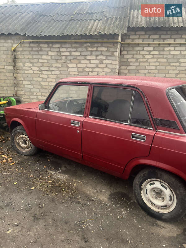 Седан ВАЗ / Lada 2105 1982 в Барвенкове фото 8 Седан ВАЗ / Lada 2105 1982 в Барвенкове