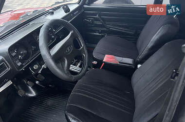 Седан ВАЗ 2105 1998 в  фото 7 Седан ВАЗ 2105 1998 в