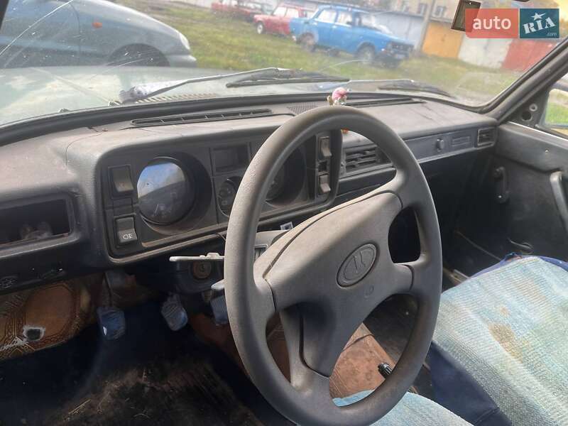 Седан ВАЗ / Lada 2105 1990 в Харкові фото 6 Седан ВАЗ / Lada 2105 1990 в Харкові