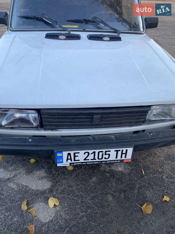 Седан ВАЗ / Lada 2105 1982 в Днепре фото 7 Седан ВАЗ / Lada 2105 1982 в Днепре