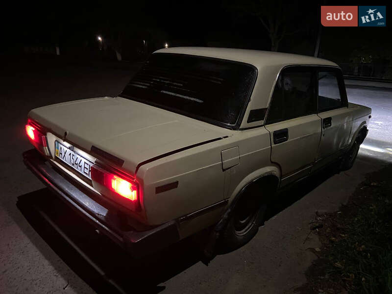 Седан ВАЗ / Lada 2105 1998 в Бібрці фото 3 Седан ВАЗ / Lada 2105 1998 в Бібрці