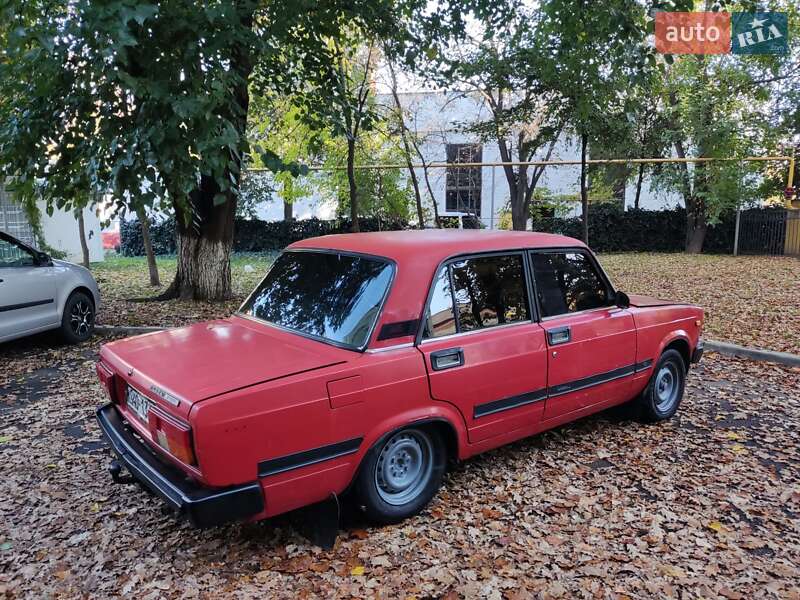 Седан ВАЗ / Lada 2105 1995 в Ізмаїлі фото 5 Седан ВАЗ / Lada 2105 1995 в Ізмаїлі