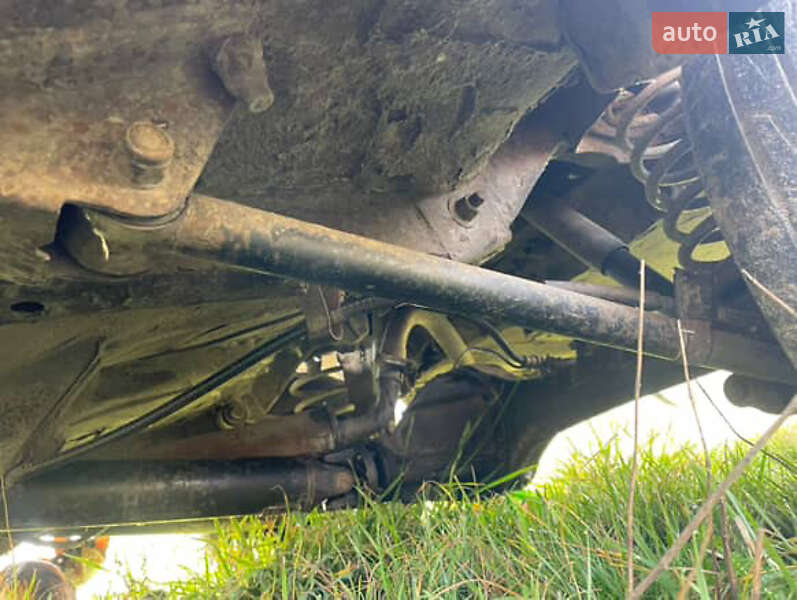 Седан ВАЗ / Lada 2105 2005 в Кременчуге фото 7 Седан ВАЗ / Lada 2105 2005 в Кременчуге