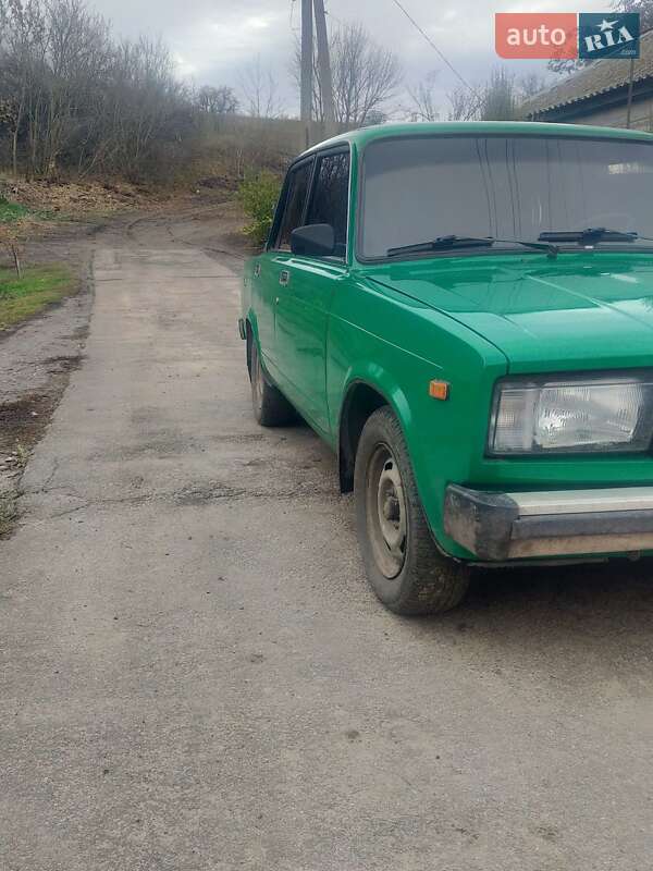 Седан ВАЗ / Lada 2105 1983 в Павлограде фото 7 Седан ВАЗ / Lada 2105 1983 в Павлограде