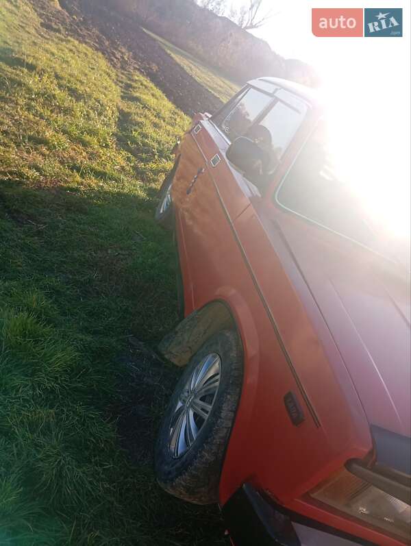 Седан ВАЗ / Lada 2105 1994 в Гусятині фото 8 Седан ВАЗ / Lada 2105 1994 в Гусятині