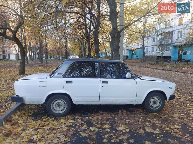 Седан ВАЗ / Lada 2105 1990 в Харькове фото 3 Седан ВАЗ / Lada 2105 1990 в Харькове