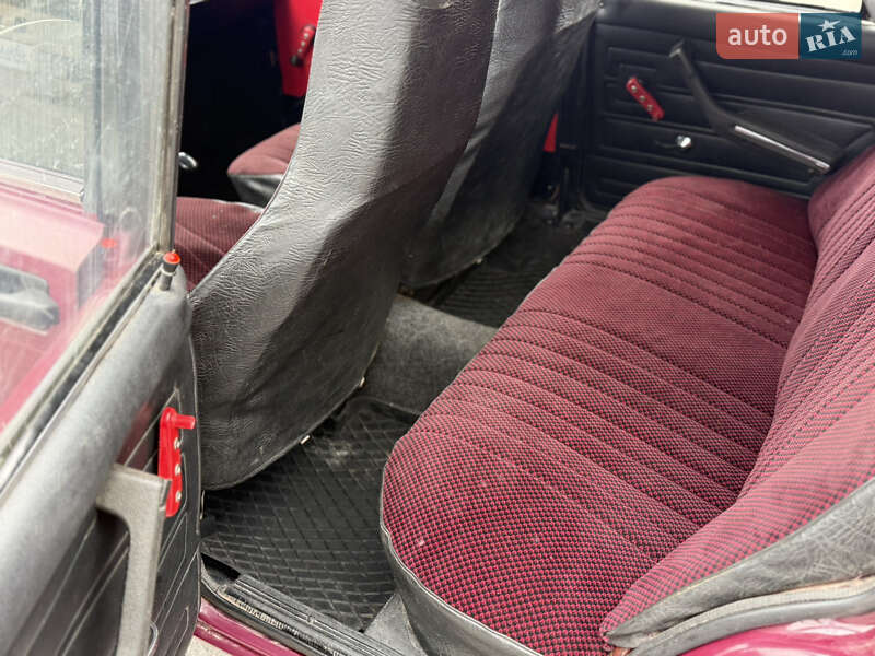 Седан ВАЗ / Lada 2105 1982 в Павлограде