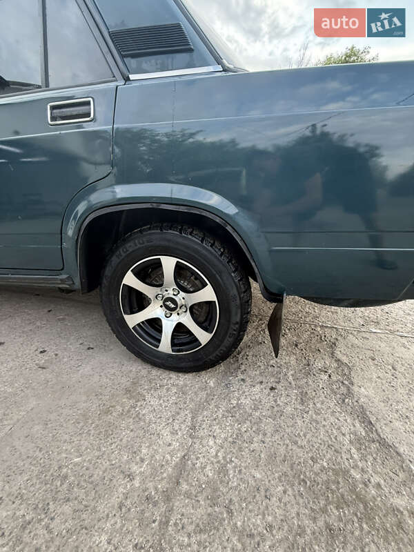 Седан ВАЗ / Lada 2105 1997 в Новомосковске