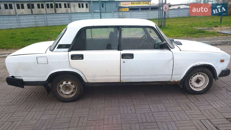 Седан ВАЗ / Lada 2105 1989 в Жидачові фото 10 Седан ВАЗ / Lada 2105 1989 в Жидачові