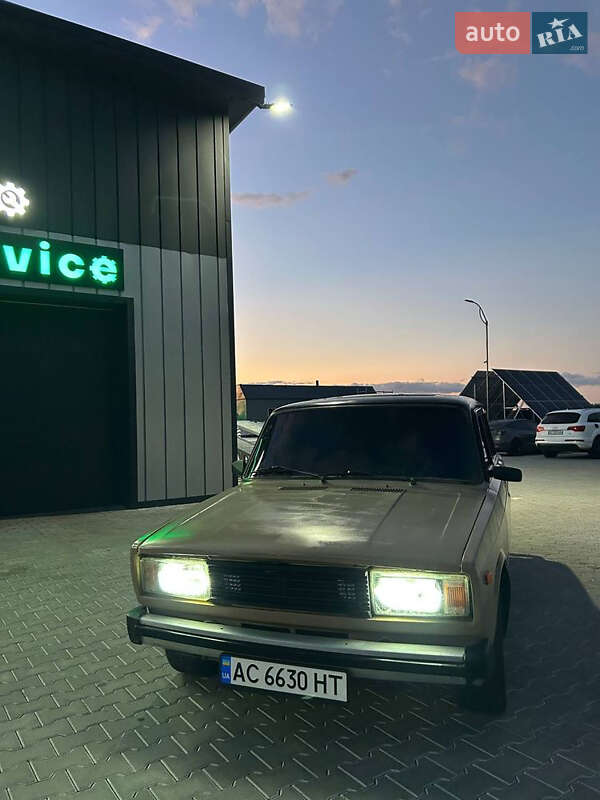 Седан ВАЗ / Lada 2105 1989 в Ковелі