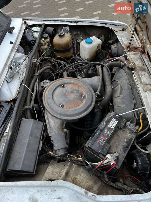 Седан ВАЗ / Lada 2105 1986 в Киеве