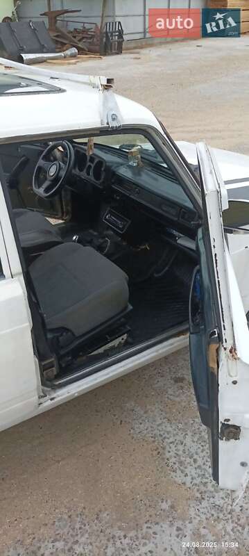 Седан ВАЗ / Lada 2105 1986 в Чернігові фото 15 Седан ВАЗ / Lada 2105 1986 в Чернігові