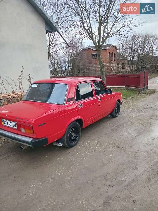 Седан ВАЗ / Lada 2105 1990 в Борщеві
