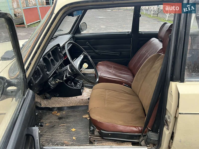 Седан ВАЗ / Lada 2105 1984 в Козельщине