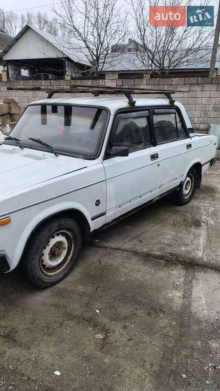 Седан ВАЗ / Lada 2105 1995 в Никополе фото Седан ВАЗ / Lada 2105 1995 в Никополе