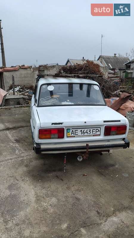 Седан ВАЗ / Lada 2105 1995 в Никополе фото 3 Седан ВАЗ / Lada 2105 1995 в Никополе