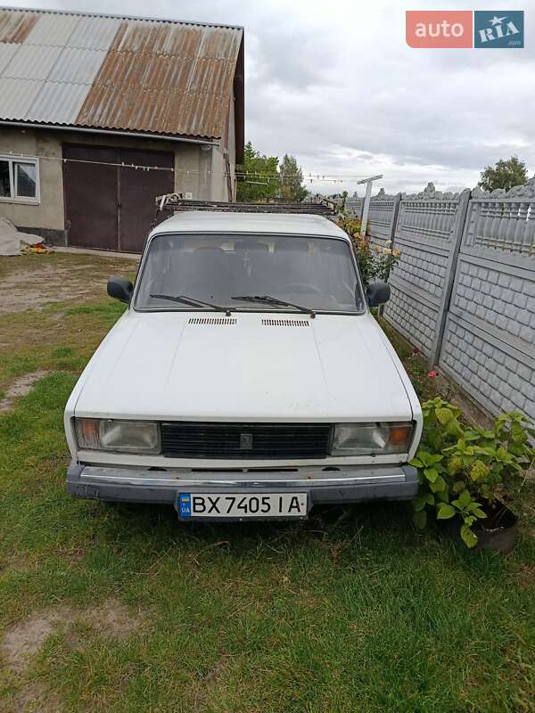 Седан ВАЗ / Lada 2105 1994 в Славуте