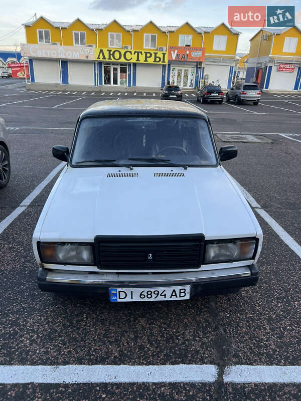 Седан ВАЗ / Lada 2105 1990 в Одессе