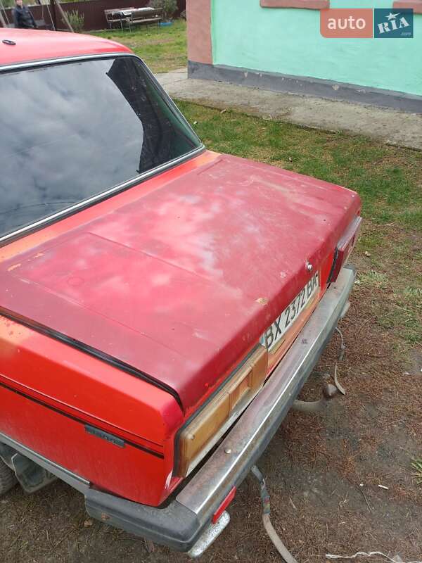 Седан ВАЗ / Lada 2105 1989 в Тульчині