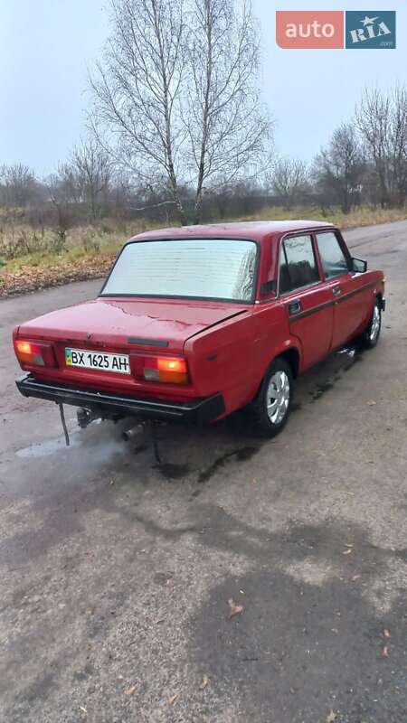 Седан ВАЗ / Lada 2105 1995 в Остроге
