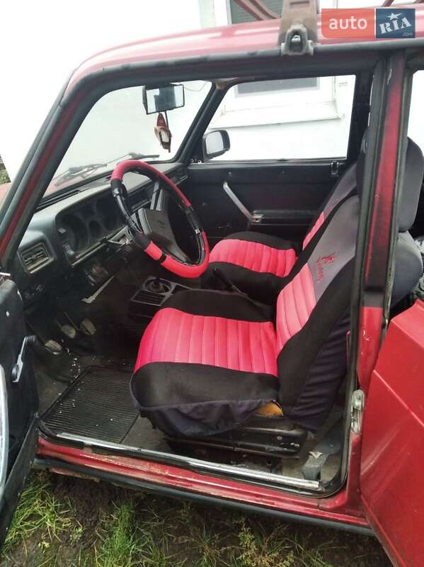 Седан ВАЗ / Lada 2105 1991 в Чемеровцах фото 4 Седан ВАЗ / Lada 2105 1991 в Чемеровцах