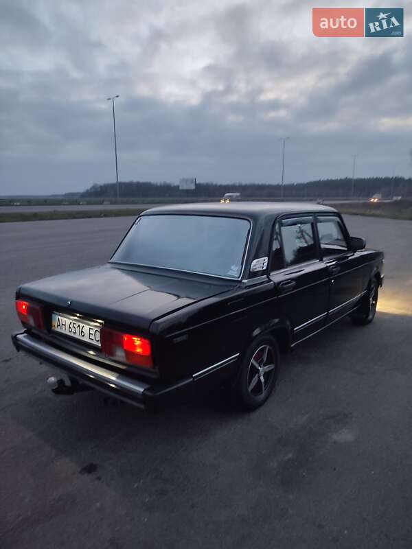 Седан ВАЗ / Lada 2105 1992 в Полтаве