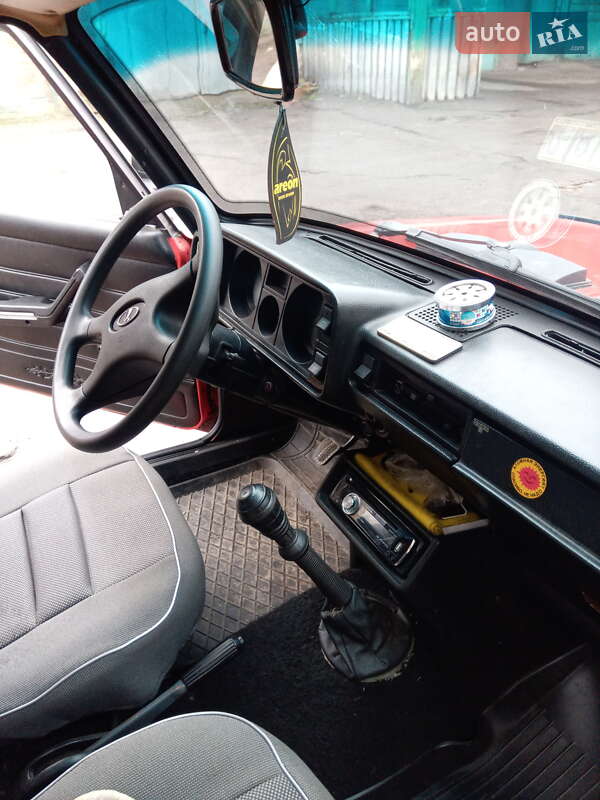 Седан ВАЗ / Lada 2105 1992 в Покрове фото 14 Седан ВАЗ / Lada 2105 1992 в Покрове