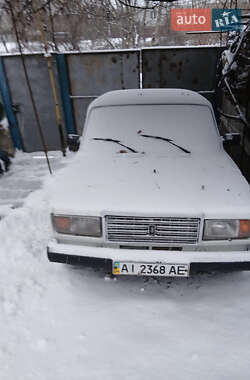 Седан ВАЗ / Lada 2105 1990 в Изюме