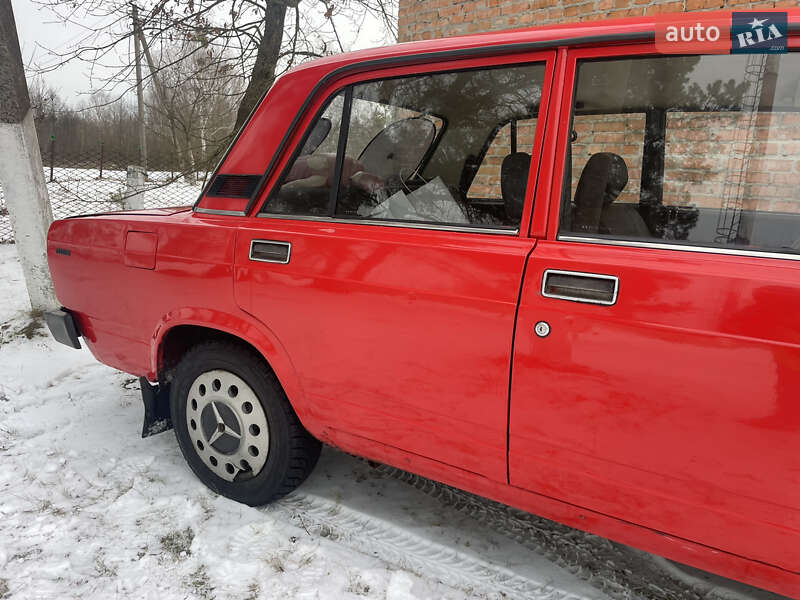 Седан ВАЗ / Lada 2105 1989 в Ровно фото 13 Седан ВАЗ / Lada 2105 1989 в Ровно