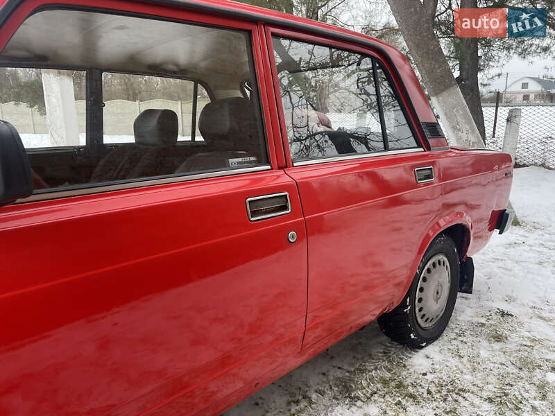 Седан ВАЗ / Lada 2105 1989 в Ровно фото 24 Седан ВАЗ / Lada 2105 1989 в Ровно