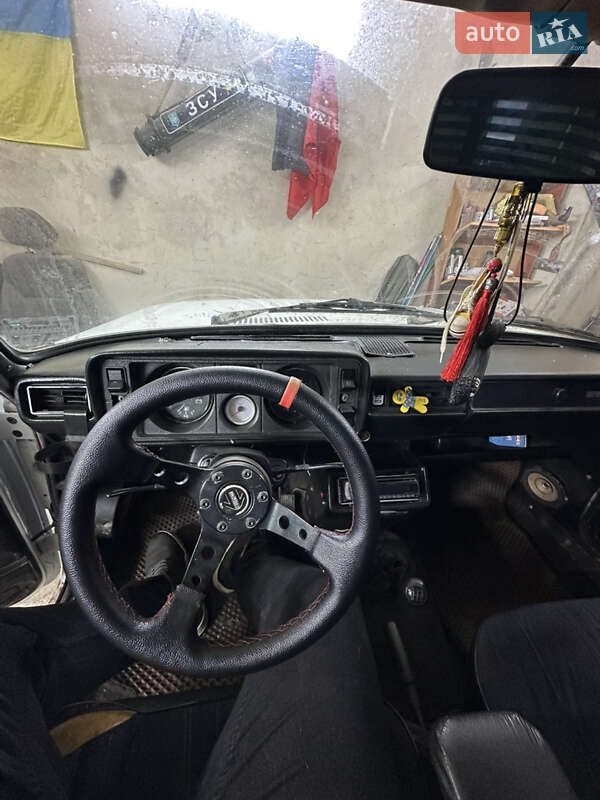 Седан ВАЗ / Lada 2105 1993 в Тернополе