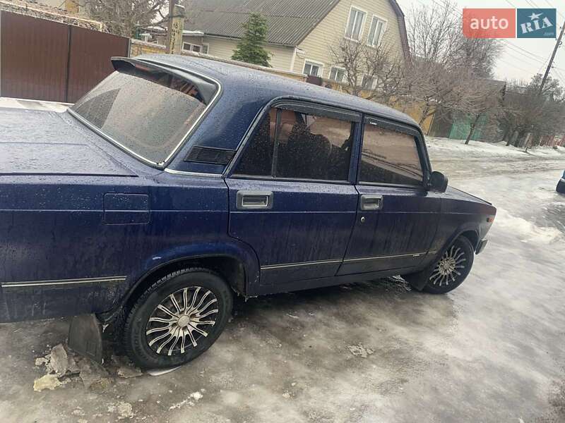 Седан ВАЗ / Lada 2105 1991 в Балаклее фото 3 Седан ВАЗ / Lada 2105 1991 в Балаклее